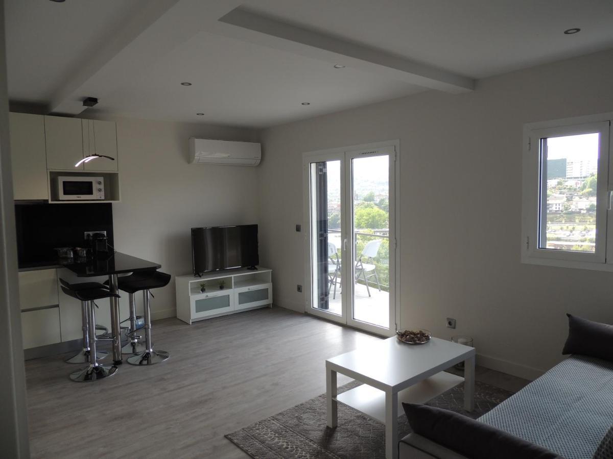 Apartamento Amarante - Vista Sao Goncalo Luaran gambar